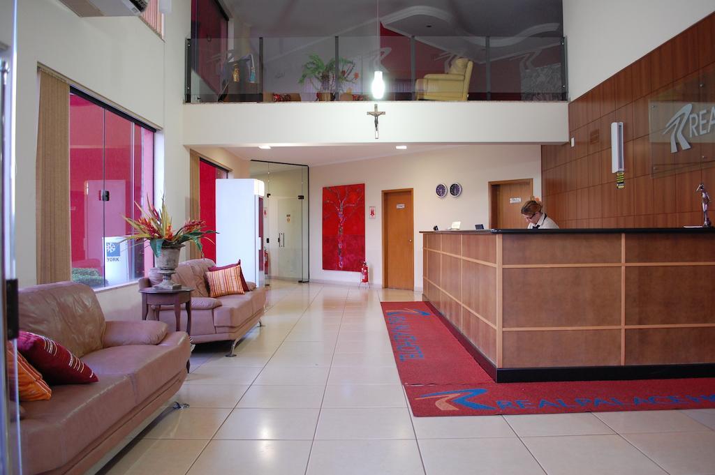 Real Palace Hotel Tres Lagoas Exterior photo